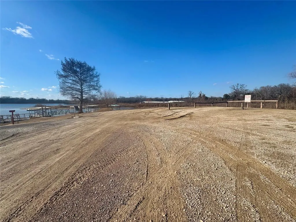 Photo 16 — 3045 Redtail Drive, Kingston, OK 73439