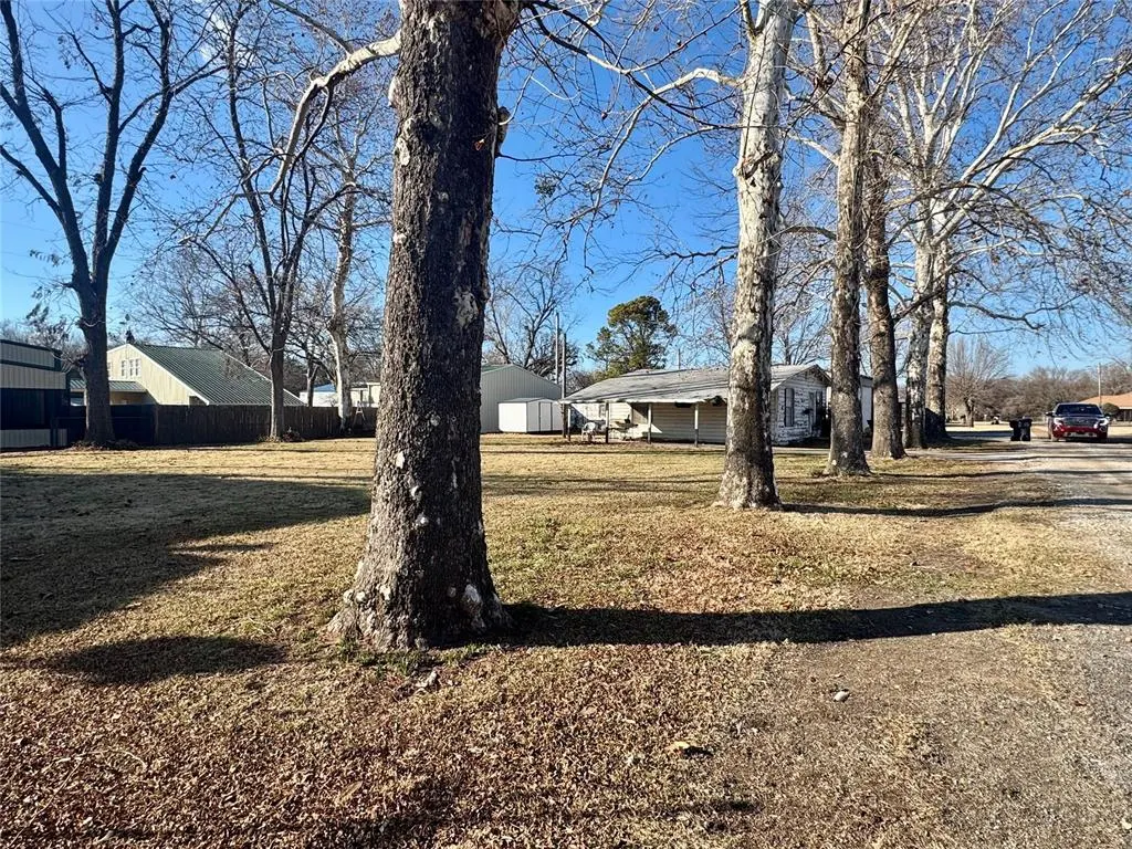 Photo 18 — 3045 Redtail Drive, Kingston, OK 73439