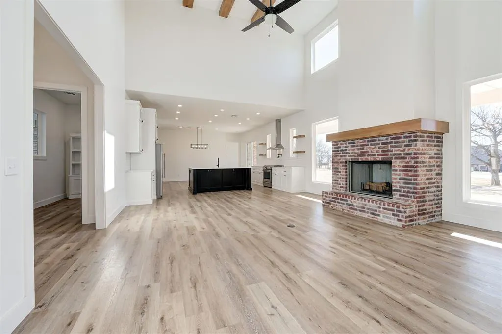 Photo 4 — 10071 Lacewood Drive, Edmond, OK 73025