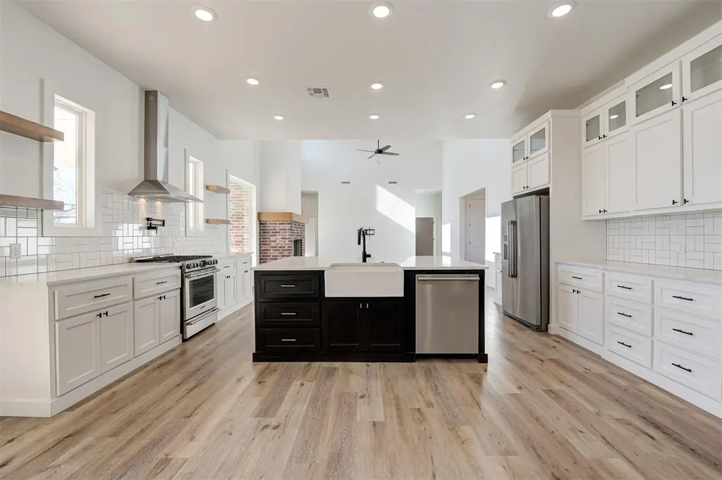 Photo 9 — 10071 Lacewood Drive, Edmond, OK 73025