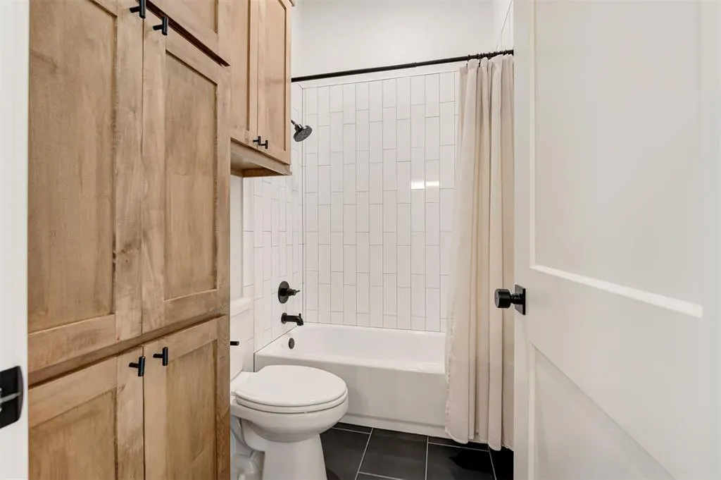 Photo 38 — 10071 Lacewood Drive, Edmond, OK 73025