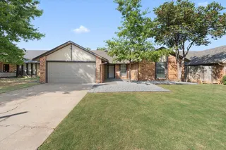 Sold home at 8317 NW 113th Street