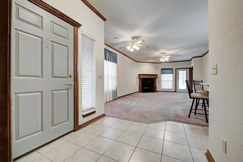 Photo 2 — 40 SW 92nd Place, Oklahoma City, OK 73139
