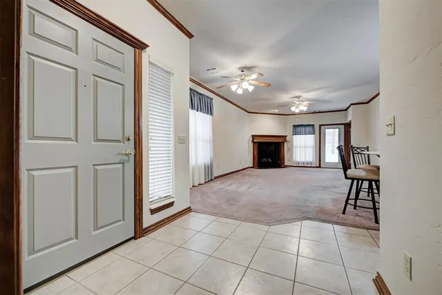 Photo 2 — 40 SW 92nd Place, Oklahoma City, OK 73139