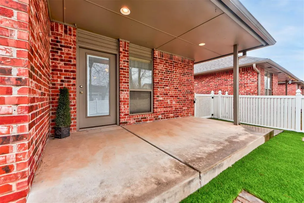 Photo 23 — 40 SW 92nd Place, Oklahoma City, OK 73139