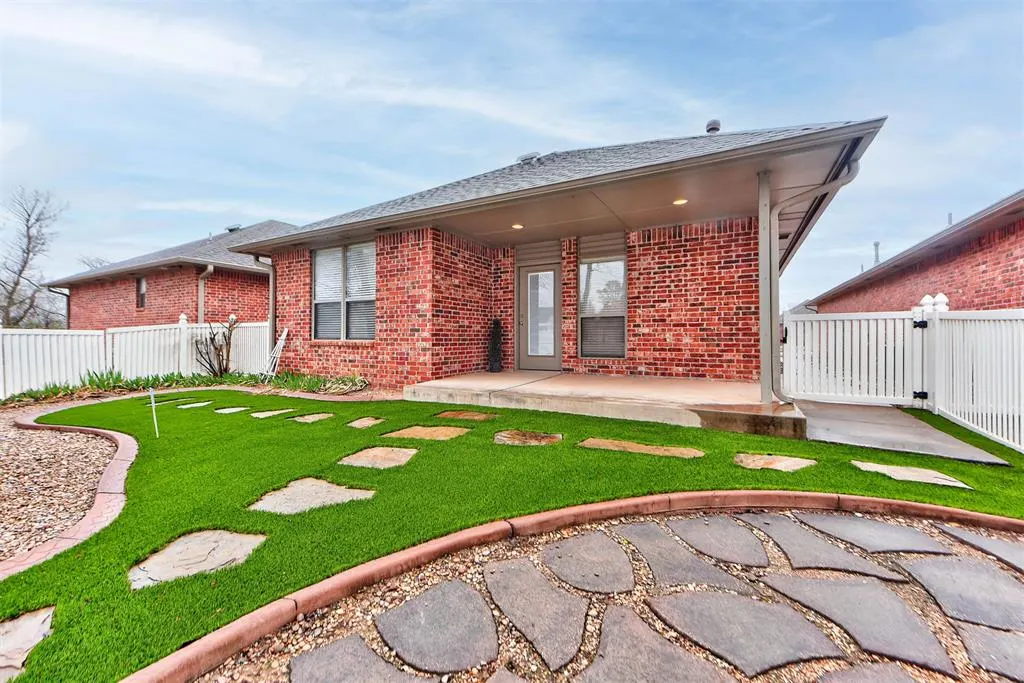 Photo 24 — 40 SW 92nd Place, Oklahoma City, OK 73139