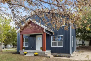 Sold home at 623 N 6th Avenue