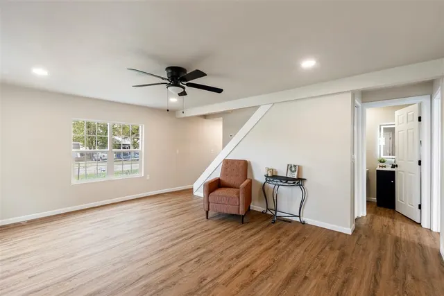 Photo 5 — 623 N 6th Avenue, Stroud, OK 74079