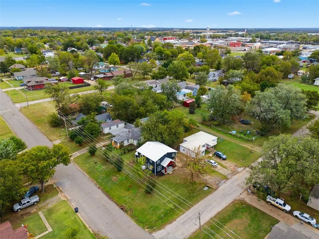 Photo 33 — 623 N 6th Avenue, Stroud, OK 74079