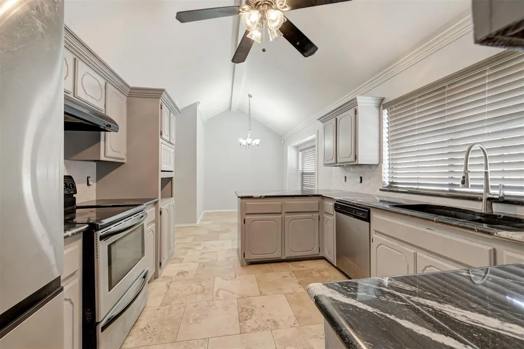 Photo 10 — 8521 NW 121st Street, Oklahoma City, OK 73162