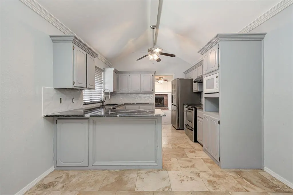 Photo 11 — 8521 NW 121st Street, Oklahoma City, OK 73162