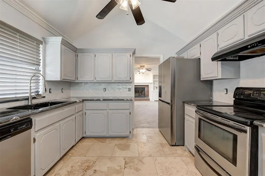 Photo 13 — 8521 NW 121st Street, Oklahoma City, OK 73162