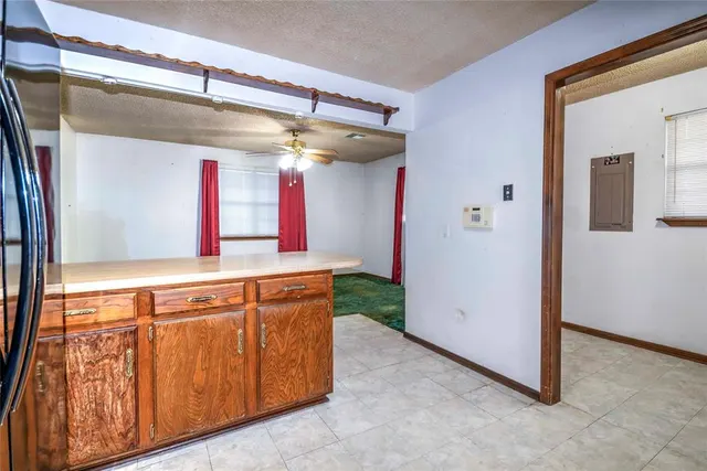 Photo 8 — 352529 E 850 Road, Stroud, OK 74079