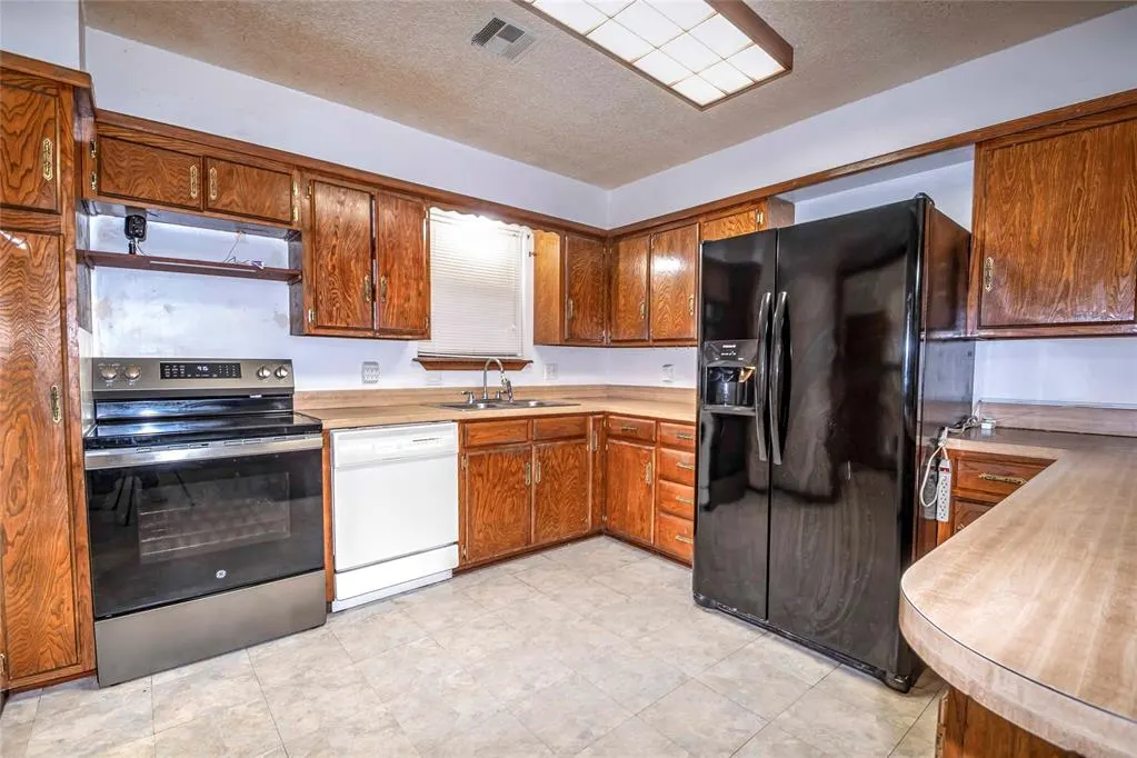 Photo 9 — 352529 E 850 Road, Stroud, OK 74079