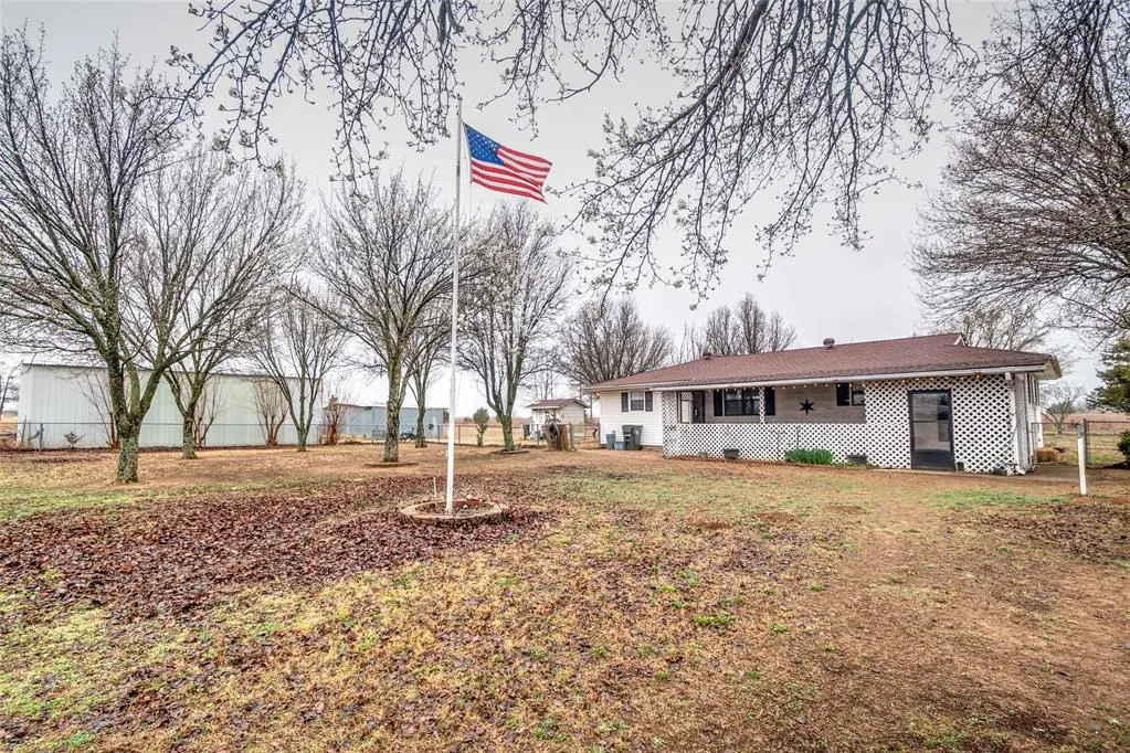 Photo 24 — 352529 E 850 Road, Stroud, OK 74079