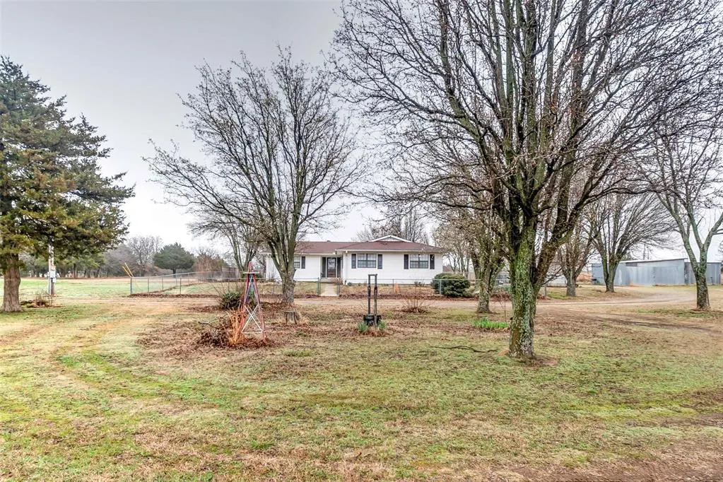 Photo 29 — 352529 E 850 Road, Stroud, OK 74079
