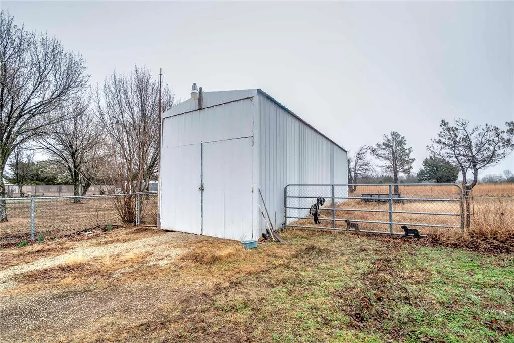 Photo 34 — 352529 E 850 Road, Stroud, OK 74079