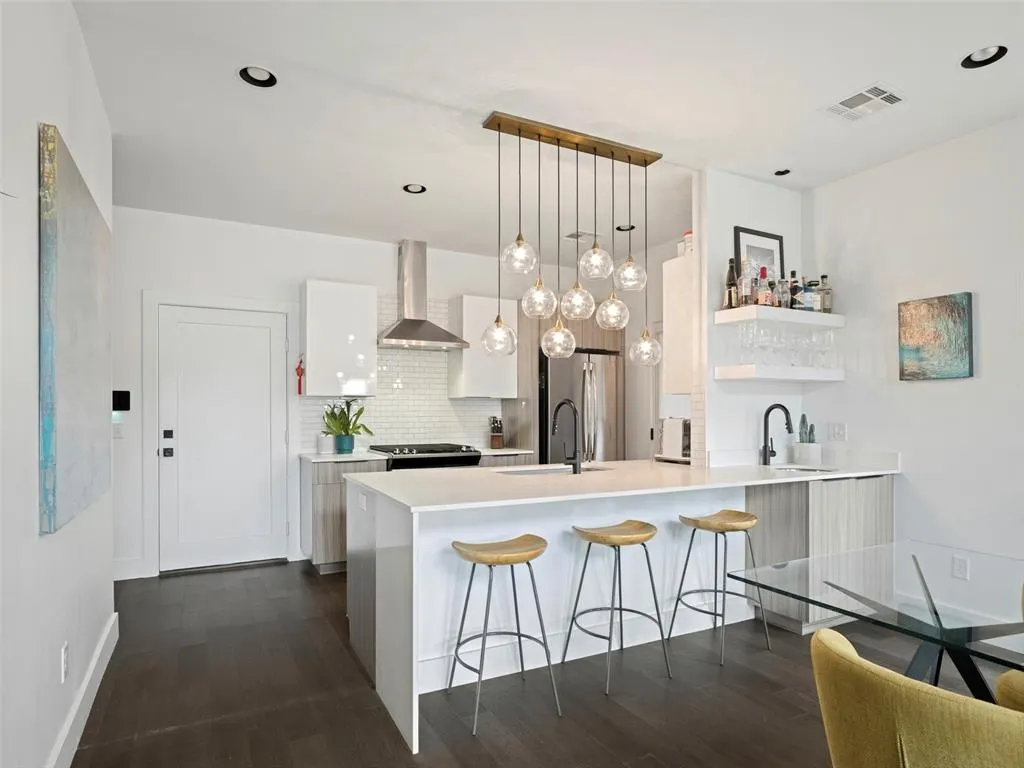 Photo 15 — 1311 NE 6th Street, Oklahoma City, OK 73117