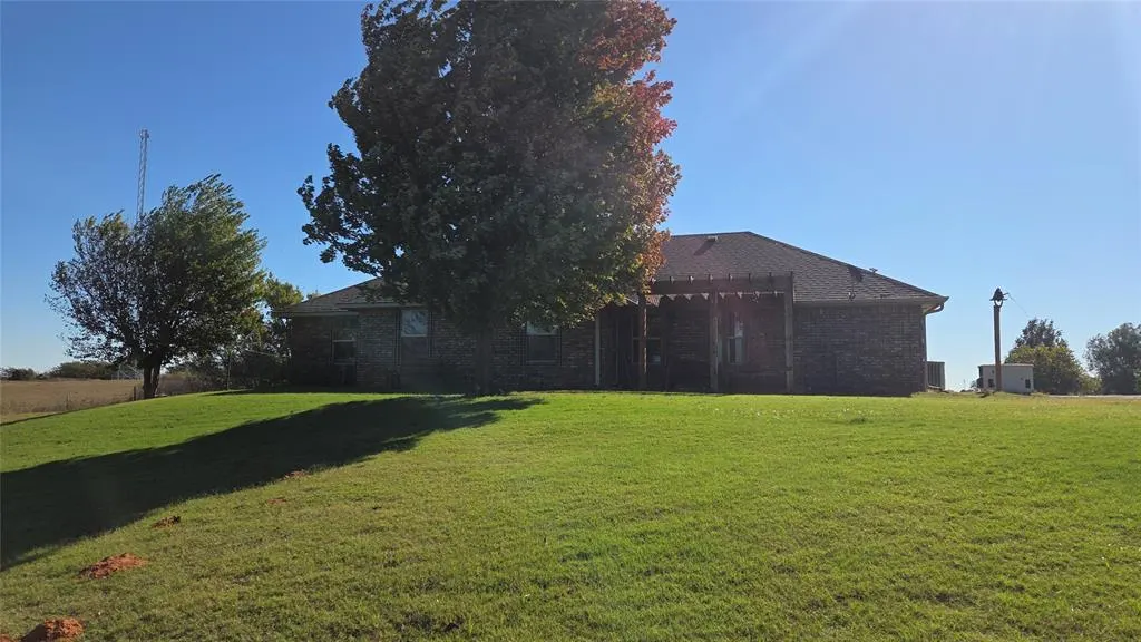 Photo 32 — 14140 County Road 1130, Lookeba, OK 73053