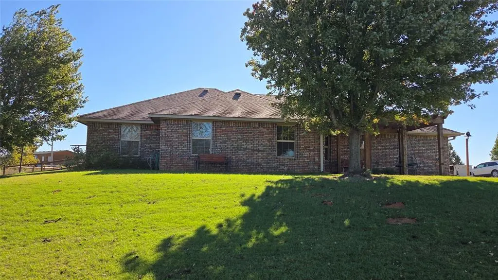 Photo 33 — 14140 County Road 1130, Lookeba, OK 73053