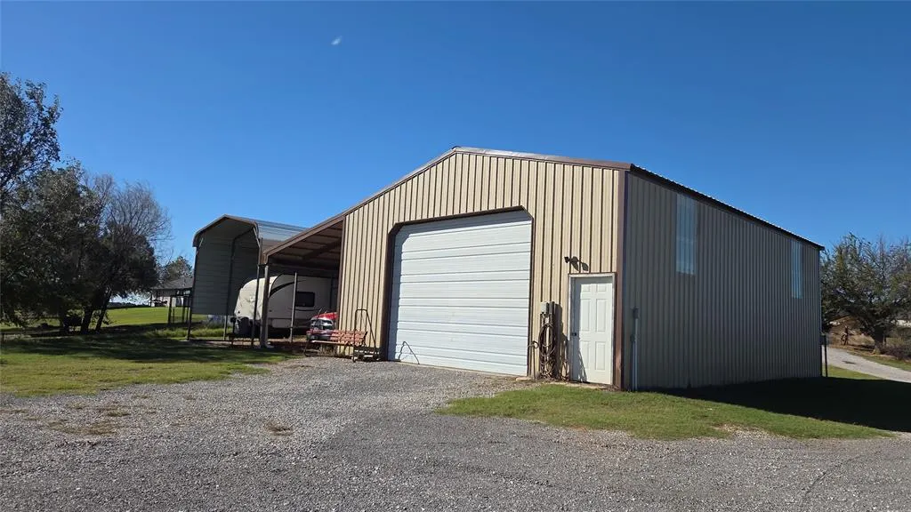 Photo 34 — 14140 County Road 1130, Lookeba, OK 73053