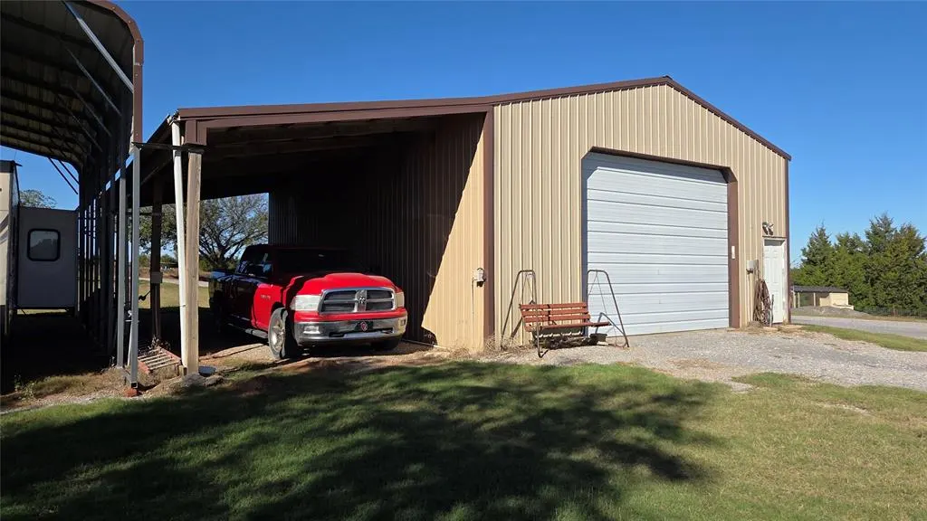 Photo 35 — 14140 County Road 1130, Lookeba, OK 73053