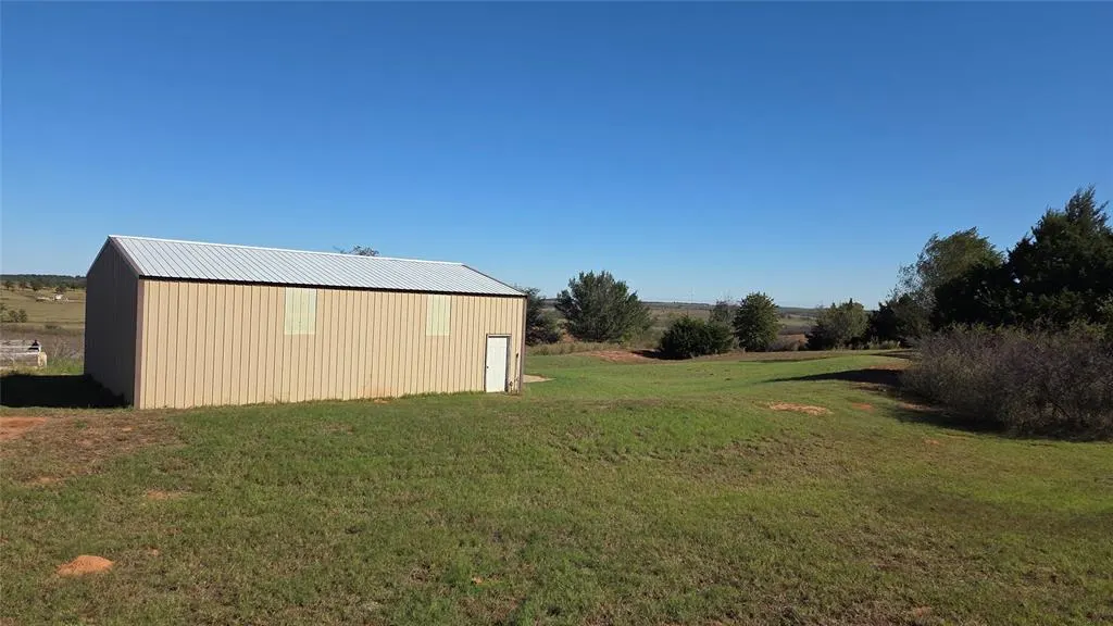 Photo 38 — 14140 County Road 1130, Lookeba, OK 73053