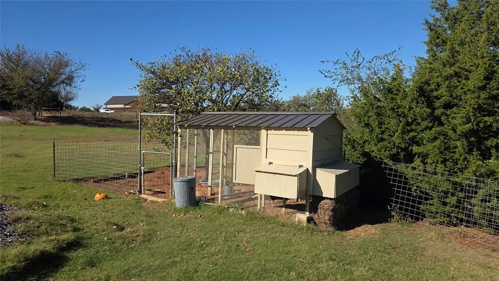 Photo 39 — 14140 County Road 1130, Lookeba, OK 73053