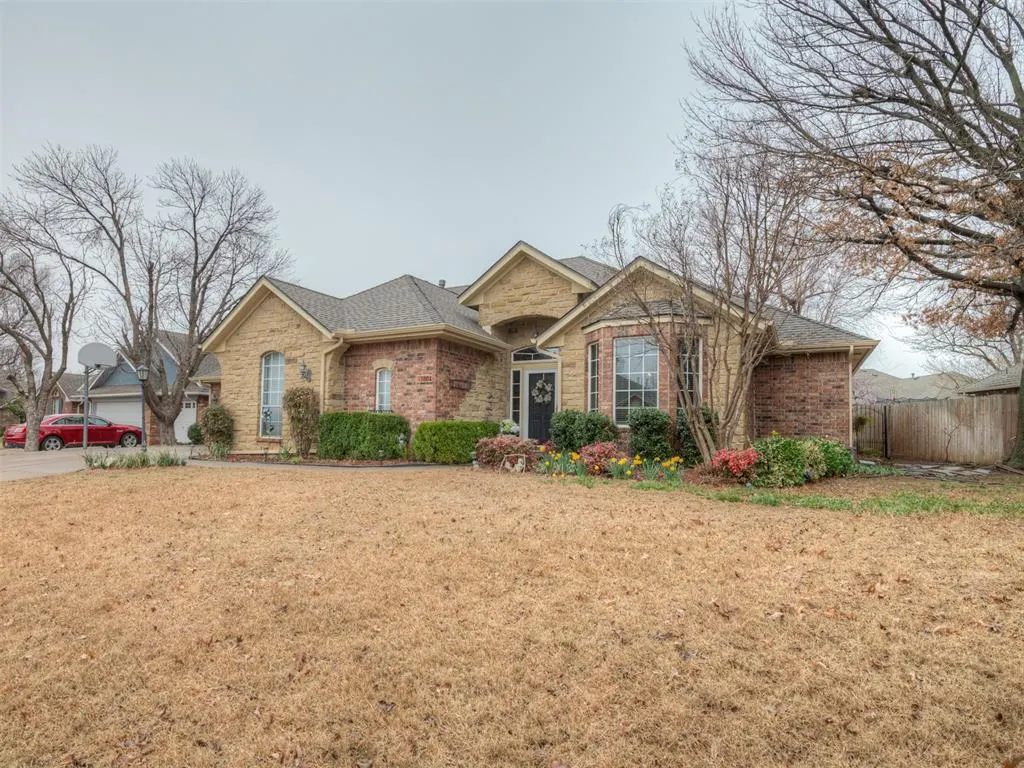 Photo 3 — 1804 Duckhawk Court, Edmond, OK 73003