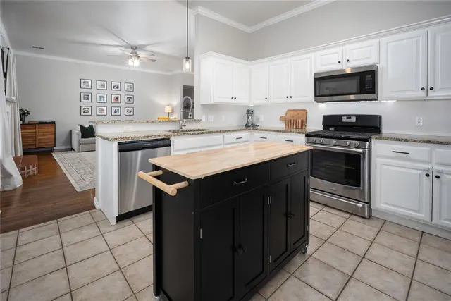Photo 6 — 2012 Cedar Meadow Lane, Edmond, OK 73003