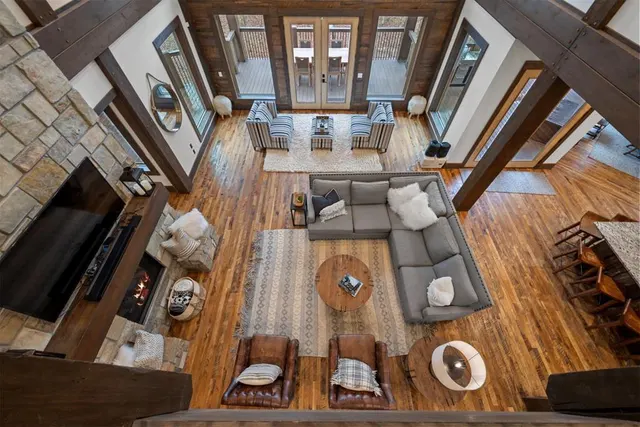 Photo 2 — 258 Pinehurst Lane, Broken Bow, OK 74728