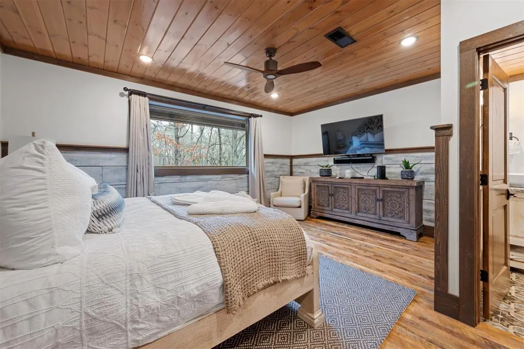 Photo 15 — 258 Pinehurst Lane, Broken Bow, OK 74728