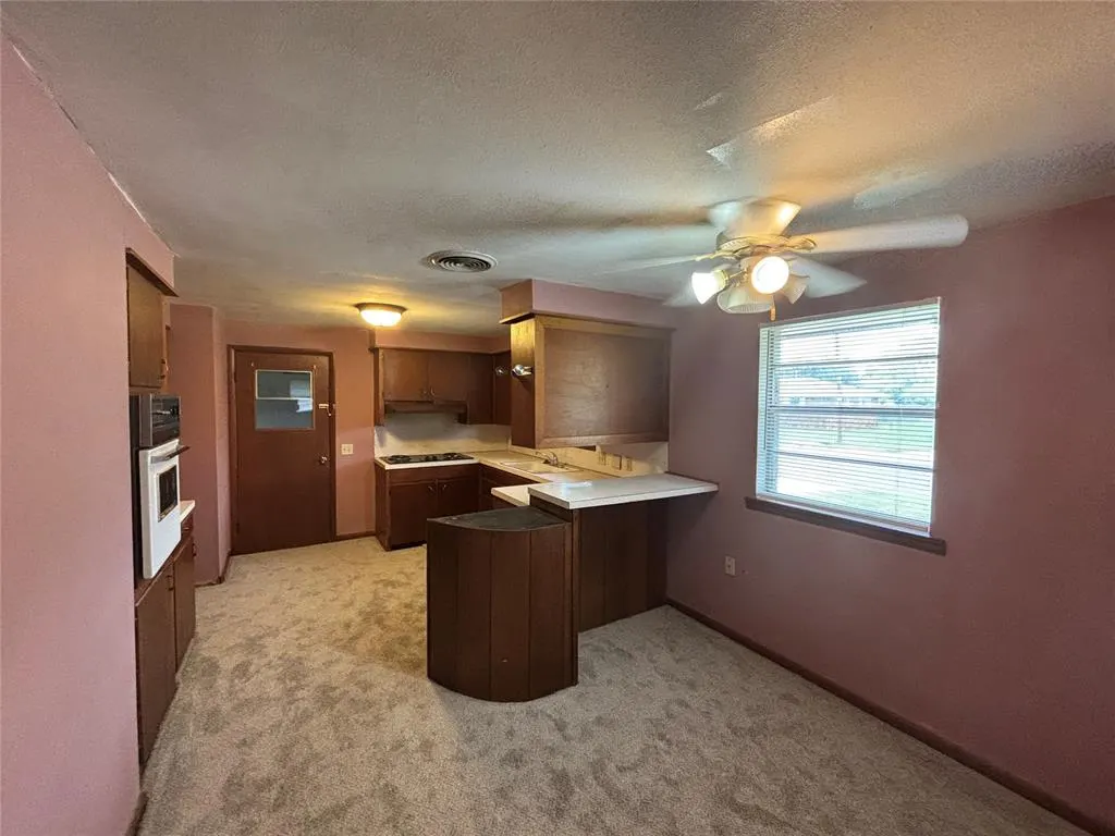 Photo 7 — 822 E Kee Street, Weatherford, OK 73096