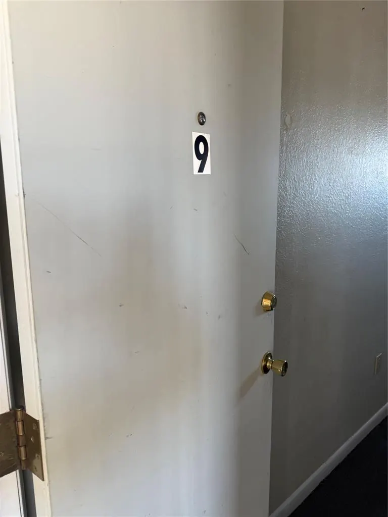 Photo 2 — 1020 S Rock Island Avenue 9, El Reno, OK 73036