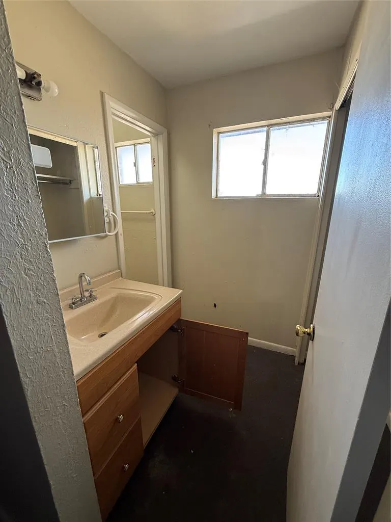 Photo 8 — 1020 S Rock Island Avenue 9, El Reno, OK 73036