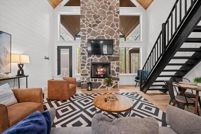 Photo 2 — 240 Cypress Trail, Hochatown, OK 74728