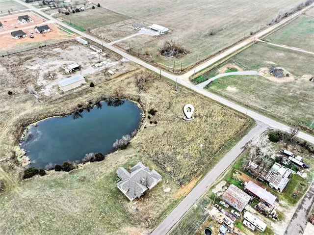 Photo 5 — 1 W Cooksey Road, Crescent, OK 73028
