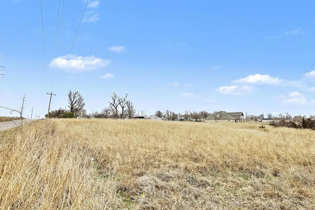 Photo 11 — 1 W Cooksey Road, Crescent, OK 73028