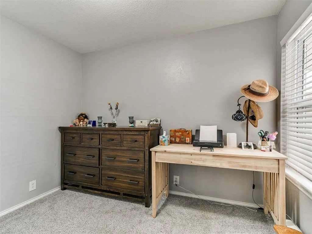 Photo 19 — 2908 N Peniel Avenue, Oklahoma City, OK 73127