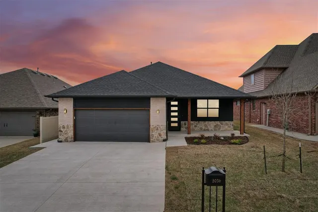 Front exterior — 2036 Turtle Creek Way, Norman, OK 73071