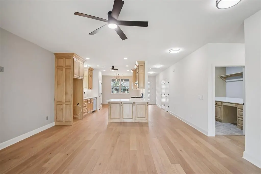 Photo 4 — 2036 Turtle Creek Way, Norman, OK 73071
