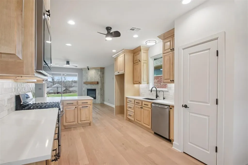 Photo 14 — 2036 Turtle Creek Way, Norman, OK 73071