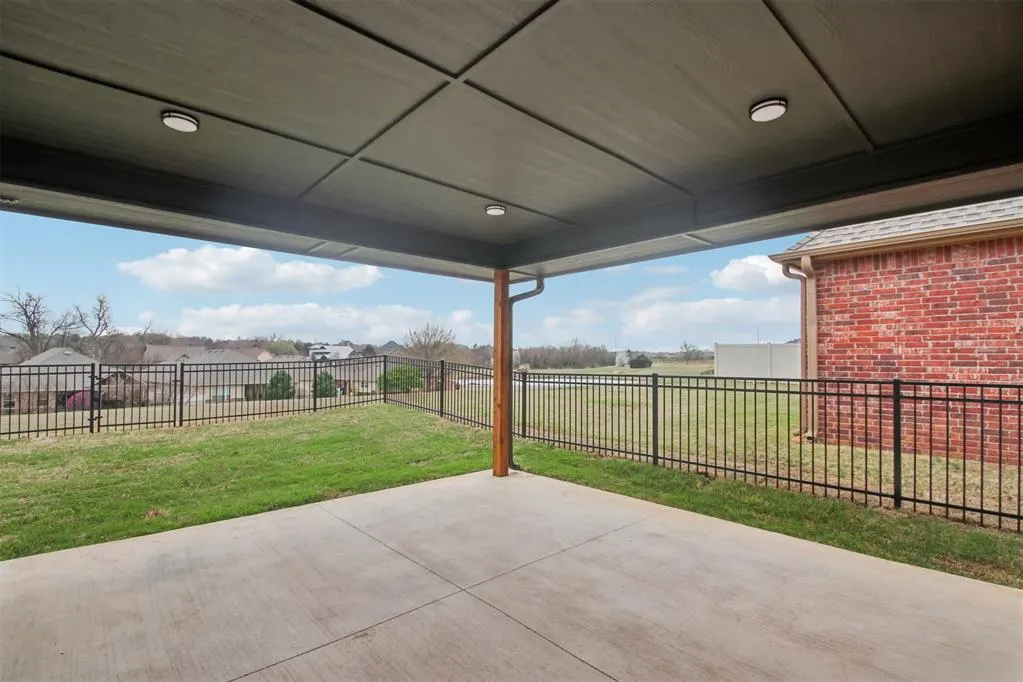 Photo 34 — 2036 Turtle Creek Way, Norman, OK 73071