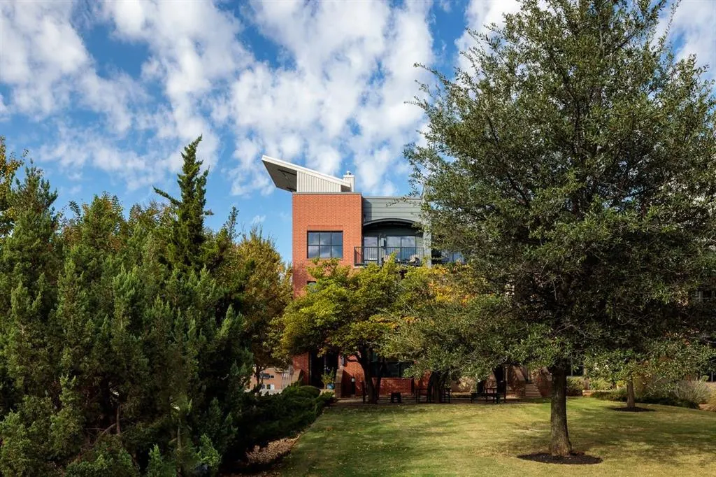 Photo 40 — 223 NE 4th Street, Oklahoma City, OK 73104