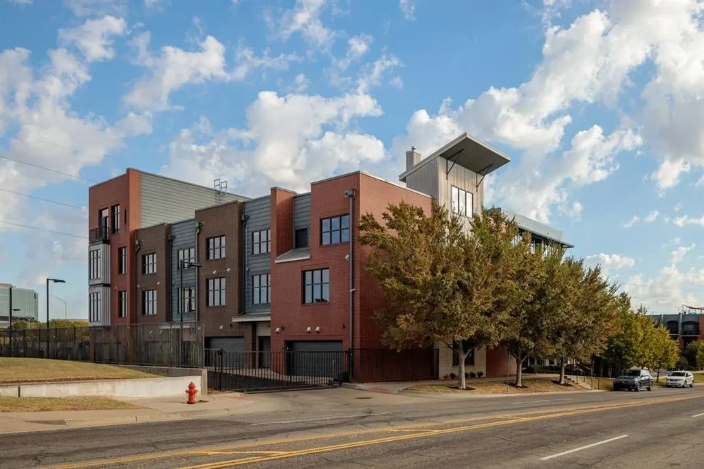 Photo 42 — 223 NE 4th Street, Oklahoma City, OK 73104