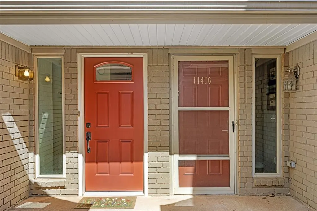 Photo 3 — 11418 Benttree Circle, Oklahoma City, OK 73120