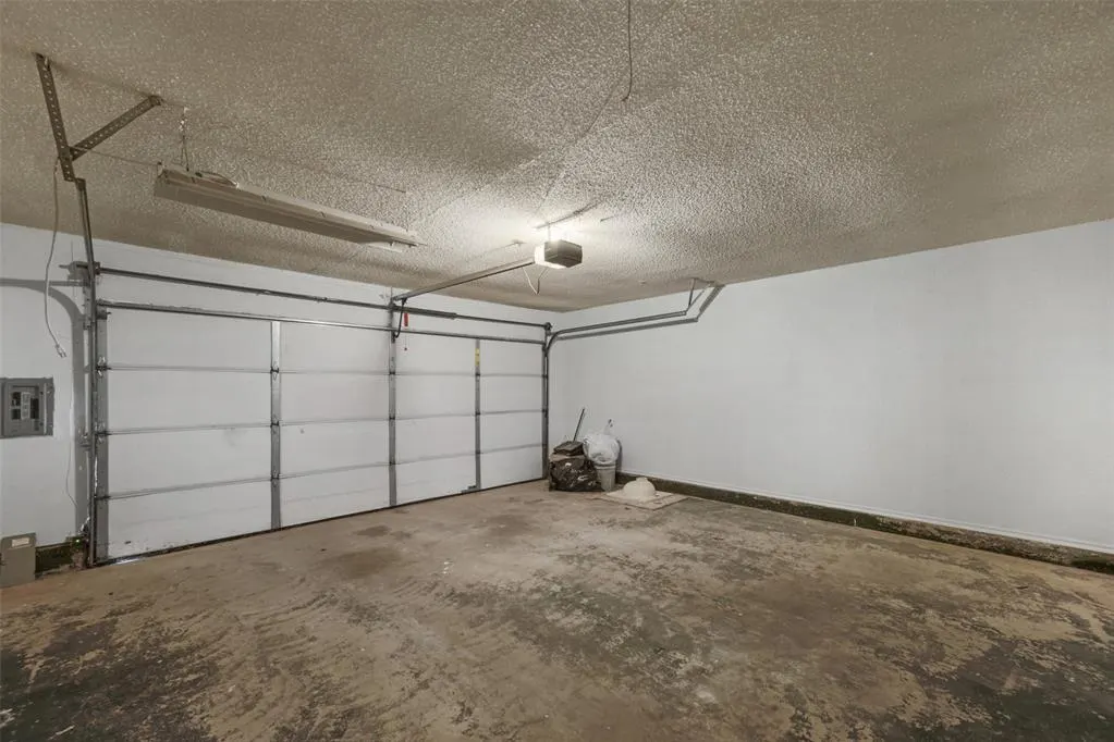 Photo 32 — 11418 Benttree Circle, Oklahoma City, OK 73120