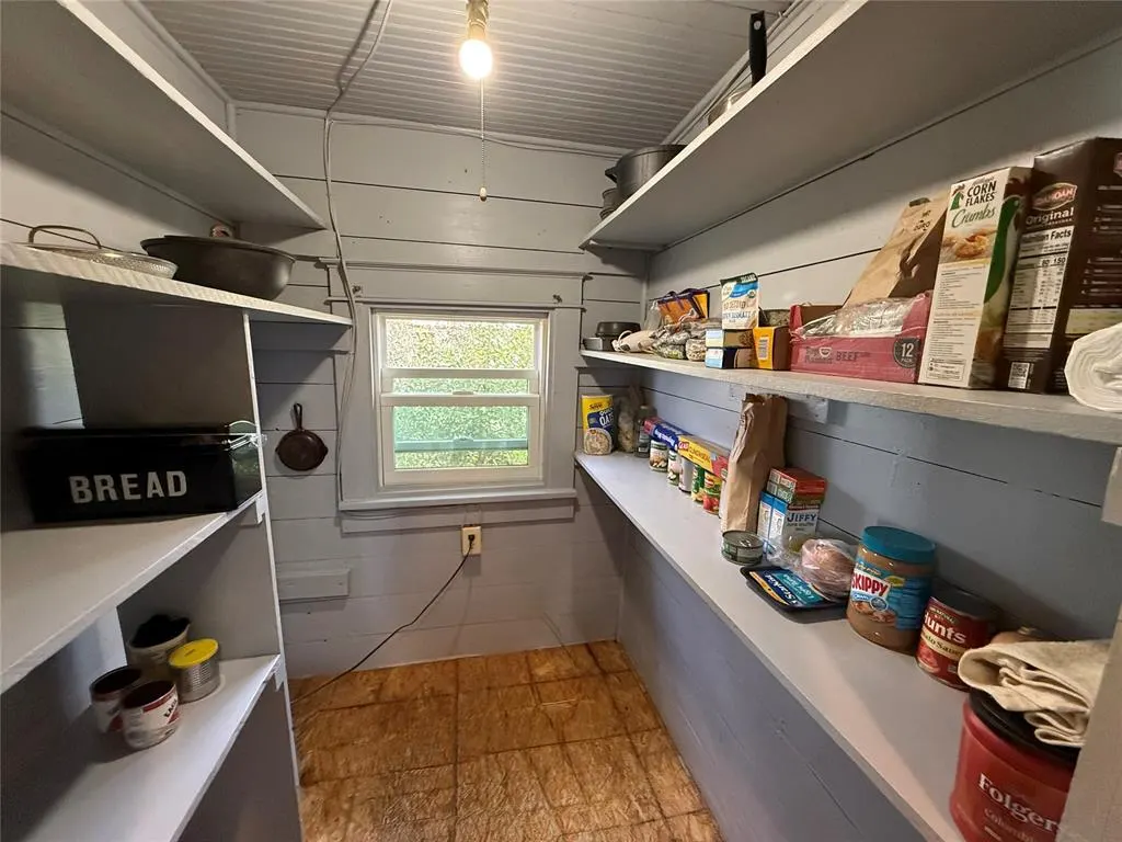 Photo 6 — 304 N 4th Street, Sayre, OK 73662
