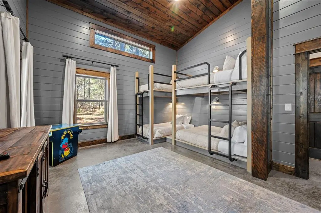 Photo 25 — 332 Cascading Creek Circle, Broken Bow, OK 74728
