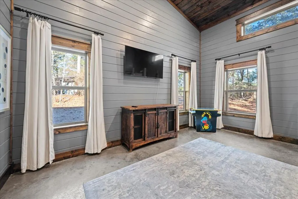Photo 26 — 332 Cascading Creek Circle, Broken Bow, OK 74728